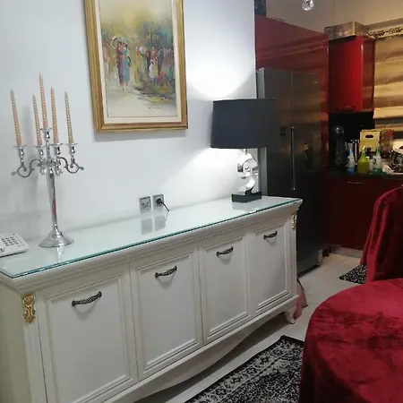 Apartment Palataki *
