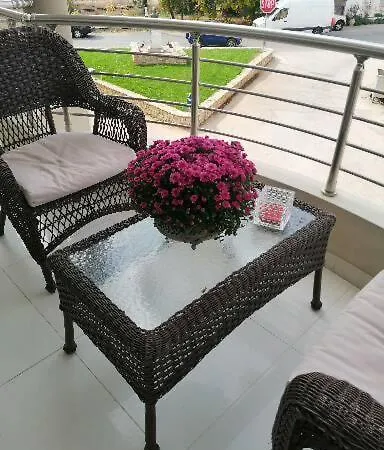 Palataki Apartment *
